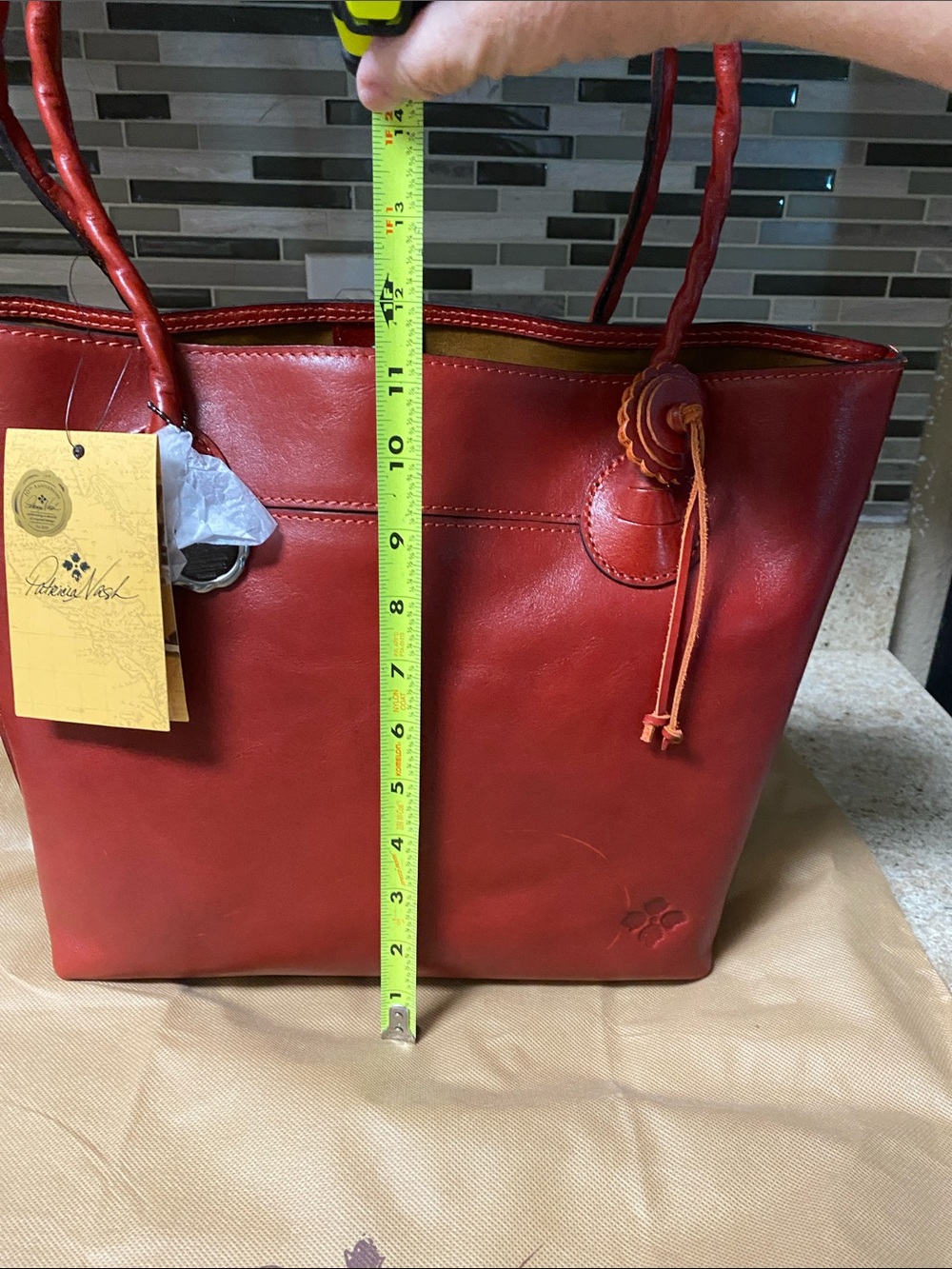 Patricia Nash tote - Picture 2 of 13